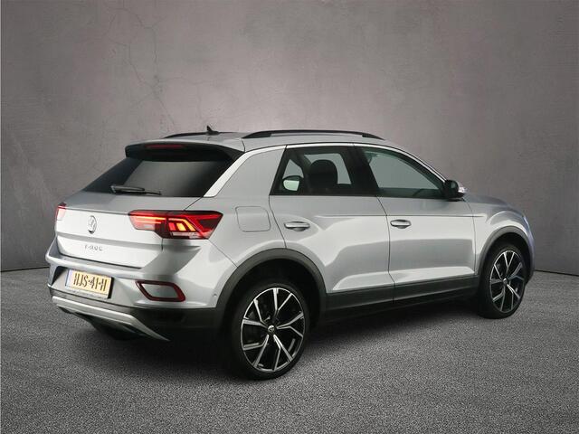 Volkswagen T-Roc Life Edition 1.0 TSI 115pk Adaptive cruise control, Achteruitrijcamera, App connect, LED koplampen, Navigatie, Parkeersensoren, Keyless entry, DAB, Radio, Airco