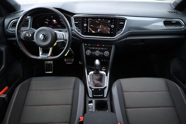 Volkswagen T-Roc 1.5 TSI Sport Business R NL auto nieuw door ons geleverd elektrische achterklep digital cockpit pro navigatie 19" LMV Suzuka achteruitrijcamera privacy glas R Line