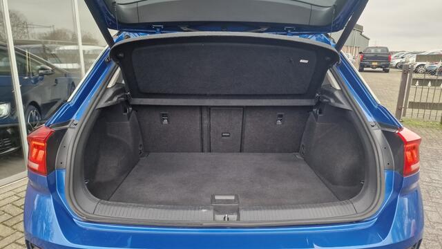 Volkswagen T-Roc 1.0 TSI Style, Beats, Stoelverwarming, NL Auto!