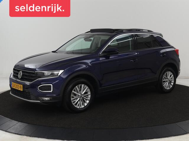 Volkswagen T-Roc 1.5 TSI Style | Panoramadak | Trekhaak | Full LED | Carplay | Adaptive cruise | Navigatie | Airco | Parkeerhulp | Bluetooth