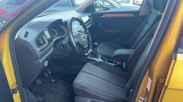 Volkswagen T-Roc 1.0 TSI Style FULL LED / CAMERA / STOELVERW / CARPLAY / DAB+ / NAVI / AIRCO / PDC / BLUETOOTH / ACC / NL-AUTO