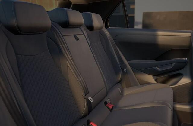 Volkswagen T-Roc 1.5 eTsi R-Line First Edition !!!Profiteer ook van 2.000 euro inruilpremie!!!