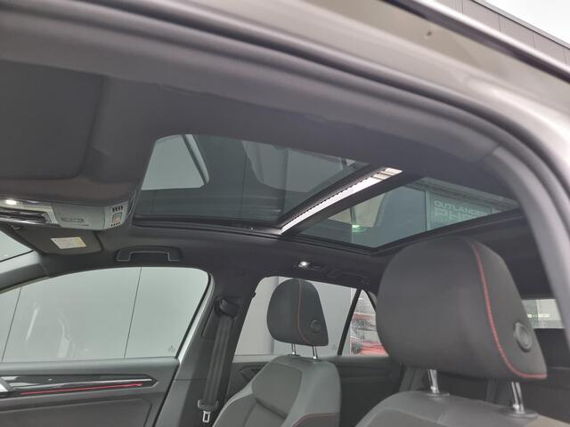 Volkswagen T-Roc 1.5 TSI Sport | Open dak | Navigatie | Achteruitrijcamera |