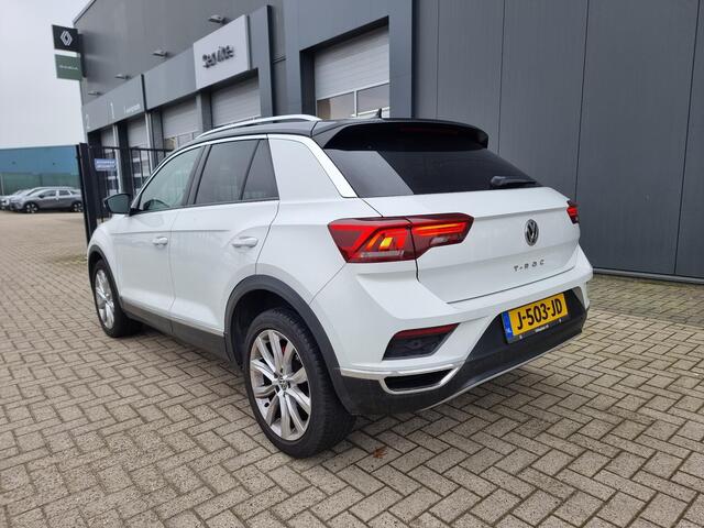Volkswagen T-Roc 1.5 TSI Sport | Open dak | Navigatie | Achteruitrijcamera |