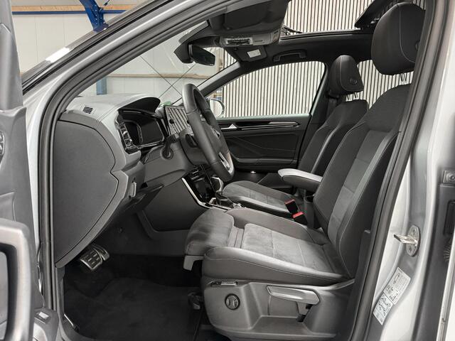 Volkswagen T-Roc 1.5 TSI R-Line Business+ Black Pack - PANORAMADAK - VIRTUAL COCKPIT - AUTOMAAT - IQ LIGHT - TREKHAAK