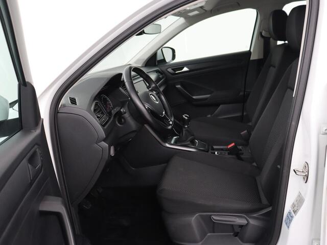 Volkswagen T-Roc 1.0 TSI | Adaptive cruise | Carplay | Airco | DAB | Bluetooth