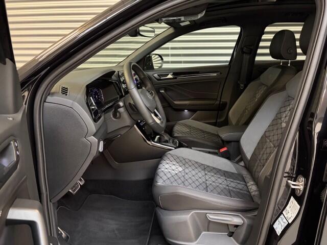 Volkswagen T-Roc 1.5 TSI R-LINE/BLACK/PANORAMA/IQ LIGHT/IQ DRIVE/EL A KLEP ENZ