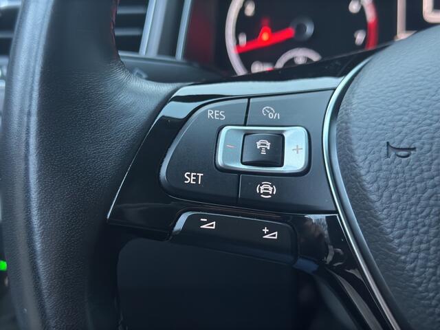 Volkswagen T-Roc 1.5 TSI Style | Adaptive | Apple Carplay | PDC | NL Auto