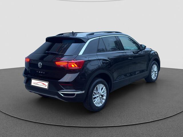 Volkswagen T-Roc 1.5 TSI Style | Adaptive | Apple Carplay | PDC | NL Auto