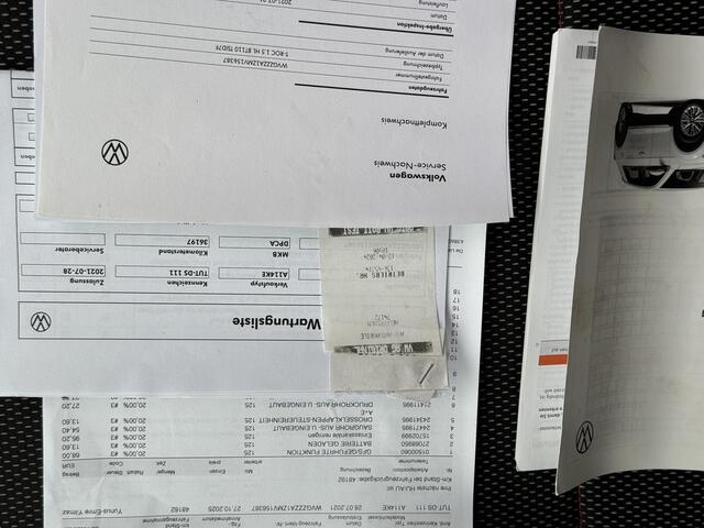 Volkswagen T-Roc 1.5 TSI Sport Bisns R,Carpl,trekh,Cam,Cruise