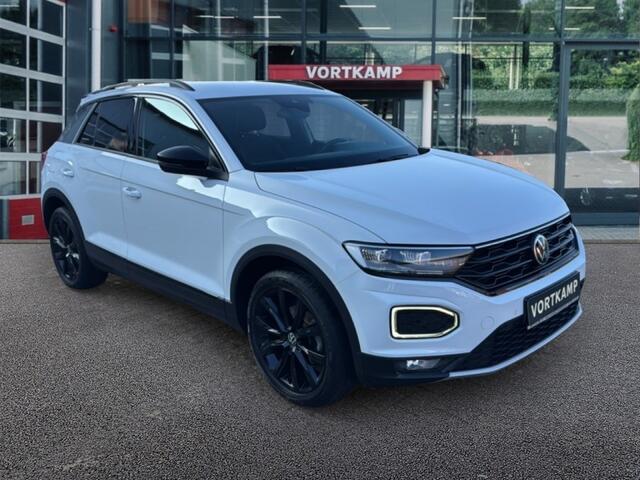 Volkswagen T-Roc 1.5 TSI DSG SPORT CAMERA/ELEKKLEP/ACC/STOELVERW/NAVI
