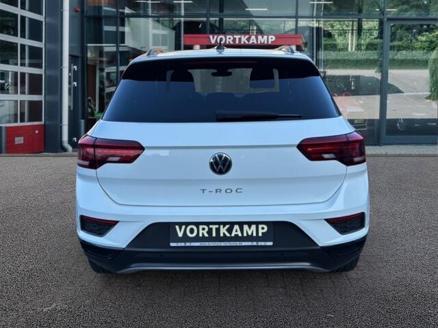 Volkswagen T-Roc 1.5 TSI DSG SPORT CAMERA/ELEKKLEP/ACC/STOELVERW/NAVI