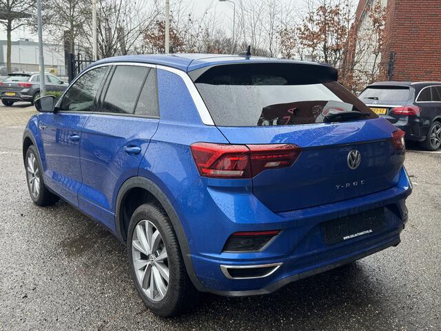 Volkswagen T-Roc 1.5 TSI Sport Business R-Line // NAVI // CAMERA // APPLE CARPLAY- ANDROID AUTO // ELEK. ACHTERKLEP // ADAPTIVE CRUISE //