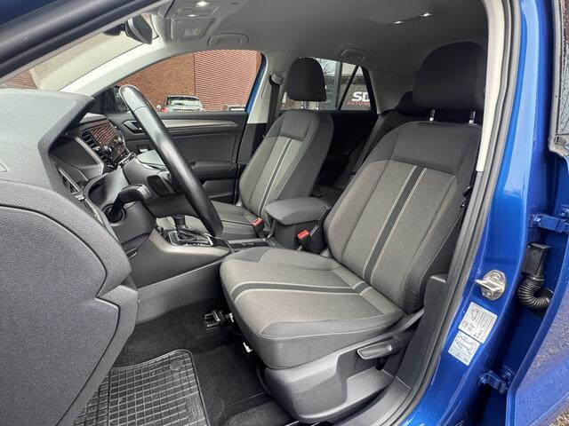 Volkswagen T-Roc 1.5 TSI Sport Business R-Line // NAVI // CAMERA // APPLE CARPLAY- ANDROID AUTO // ELEK. ACHTERKLEP // ADAPTIVE CRUISE //