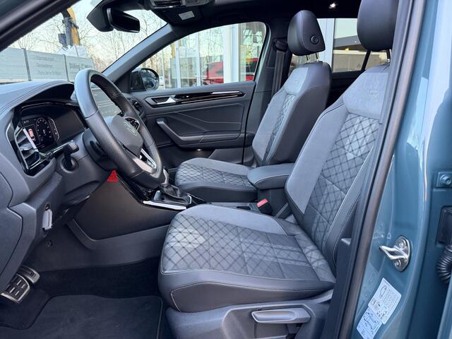 Volkswagen T-Roc 1.5 TSI R-Line Business | Pano | Trekhaak | Camera