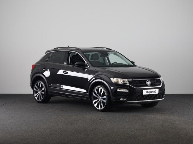 Volkswagen T-Roc 1.0 TSI Style | Parkeersensoren (Park assist) | Adaptieve cruise control | Carplay & Android auto |
