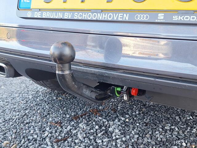 Volkswagen T-Roc Cabrio 1.5 TSI 150pk DSG R-Line (Trekhaak,Camera,Virtual,IQ)