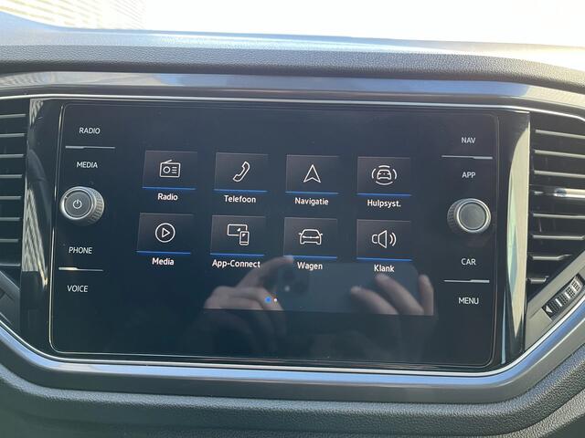 Volkswagen T-Roc 1.5 TSI 150PK DSG R-Line 2020 80.528 km Benzine Automaat Android Auto | Apple Carplay