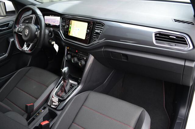 Volkswagen T-Roc 1.5 TSI DSG R-Line Pano/Camera/LED/Trekhaak
