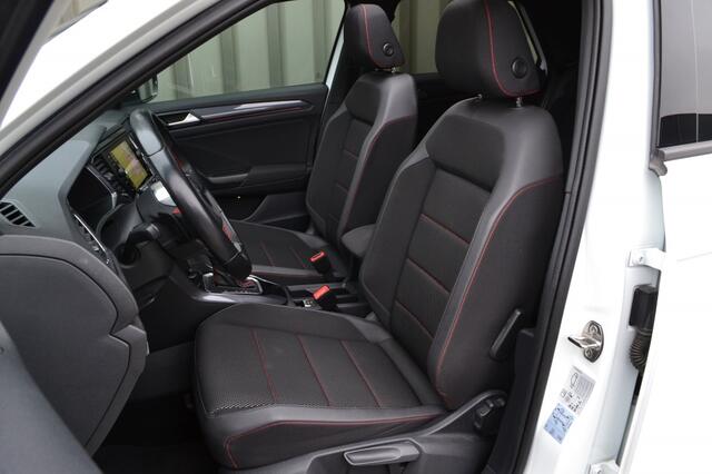 Volkswagen T-Roc 1.5 TSI DSG R-Line Pano/Camera/LED/Trekhaak