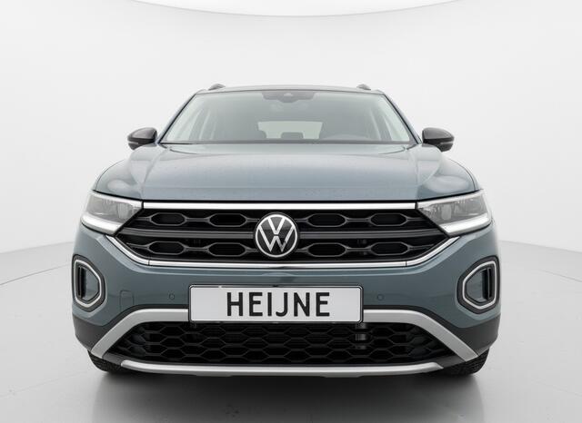 Volkswagen T-Roc TSI 115PK LIFE GOAL EDITION NAVI/CARPLAY/STOELVERWARMING/ FABRIEKSGARANTIE