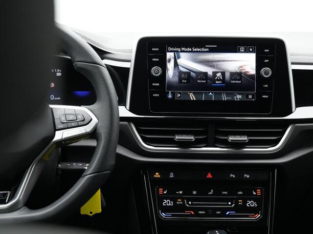 Volkswagen T-Roc 1.5 TSI 150 pk DSG R-Line | Trekhaak | Achteruitrijcamera | Stoelverwarming | Massage | Alcantara | Navigatie