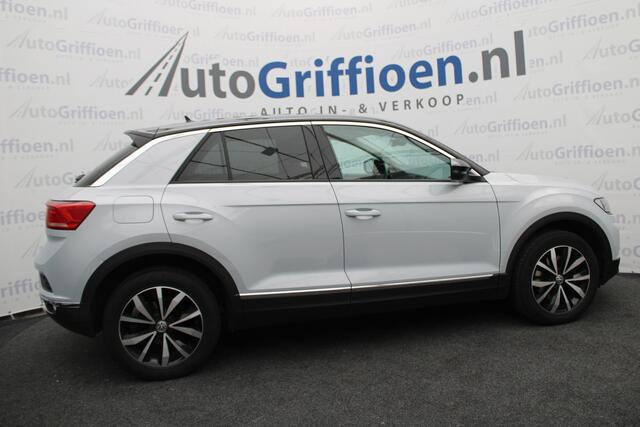 Volkswagen T-Roc 1.5 TSI Sport met licht tikje in de motor