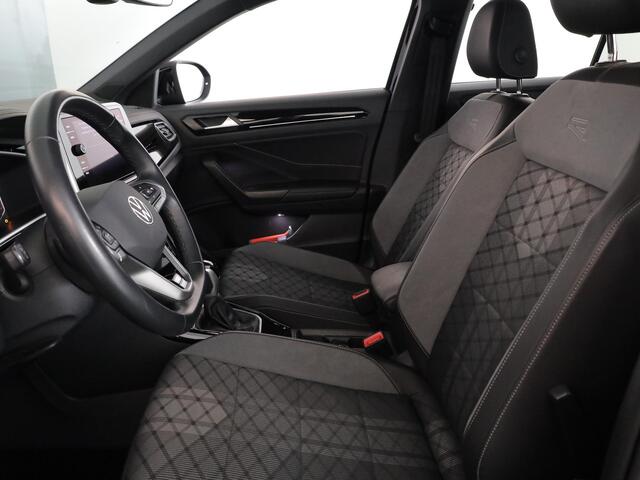 Volkswagen T-Roc 1.5 TSI R-Line Business | Climate Control | Keyless | Elek bedienbare achterklep | Achteruitrijcamera | Elek inklapbare buitenspiegels |