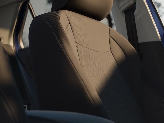 Volkswagen T-Roc 1.5 eTsi Life First Edition | Trekhaak | Stoel- & Stuurverwarming | Dodehoek detectie | Camera |