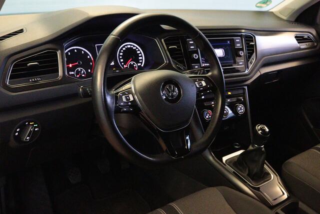 Volkswagen T-Roc 1.0 TSI Style | BLUETOOTH | AIRCO | PDC V+A | ADAP CRUISE | LMV |
