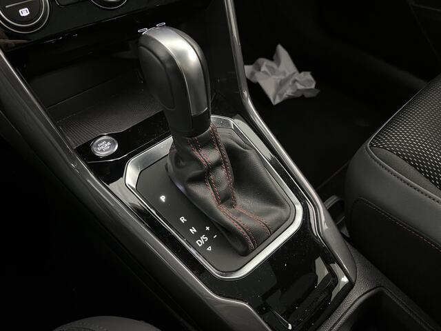 Volkswagen T-Roc 1.5 TSI R-Line / AUTOMAAT/ PANO/ STUUR+STOELVERWARM./ PARK.SENSOR.V+A/ CAMERA/ DODE HOEK/ APP-CONNECT/ ELEK.KLEP/ KEYLESS/ ACC/ RIJ-MODI/ DIGITAL DASH/ NAVI/ DAB/ CLIMA/ LED/ ISOFIX