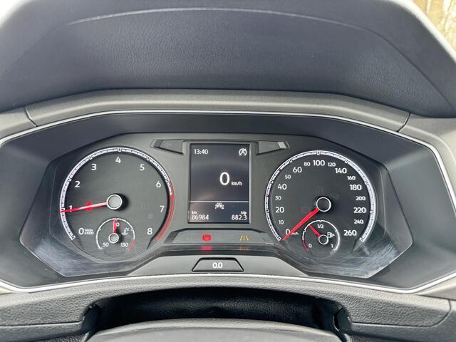 Volkswagen T-Roc 1.5 TSI 150PK Sport | TREKHAAK 1.500KG | ADAP. CRUISE | BLINDSPOT | LED | STOELVERWARMING |