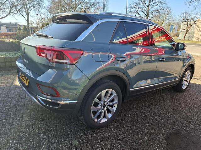 Volkswagen T-Roc 1.5 Style Automaat, Climatronic, Digitaal Ins