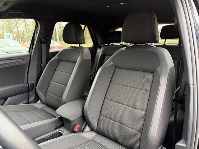 Volkswagen T-Roc 1.5 TSI Sport Automaat / Carplay / Navi / 18" LM / Adap. Cruise. / Parkeersensoren v+a