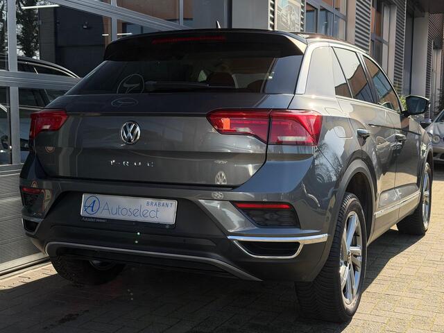 Volkswagen T-Roc 1.5 TSI Style Navi Camera LED