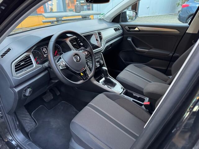 Volkswagen T-Roc 1.5 TSI 150 pk DSG Sport - Adap cruise - Navi - Carplay/Android