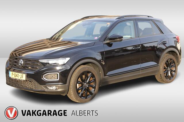 Volkswagen T-Roc 1.5 TSI Sport Navi / Climate / Stoelverwarming / Panodak / Apple car play / Beats audio