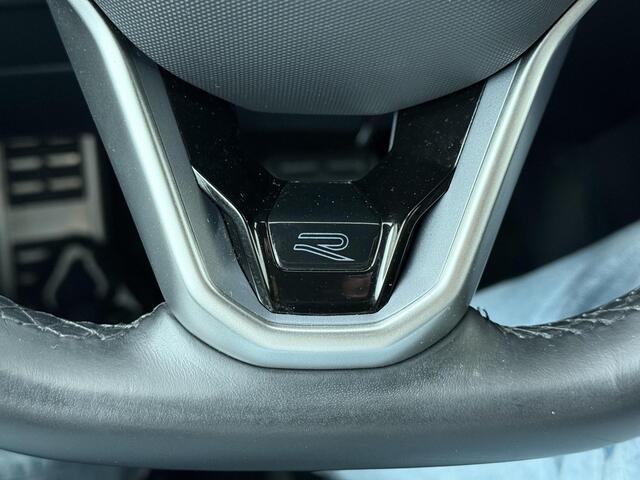 Volkswagen T-Roc 1.5 TSI R-Line Edition | 150 PK | Automaat | Adaptive cruise control | dodehoek detectie | 18" LM velgen | R-Line |