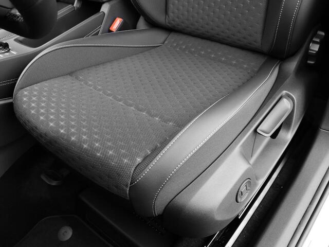 Volkswagen T-Roc R-Line First Edition 1.5 eTSI 150 PK 7 versn. DSG · Achteruitrijcamera · Draadloze telefoonlader · High-end geluidsysteem Harman Kardon · Koplampverlichting matrix-led (IQ.LIGHT) ·