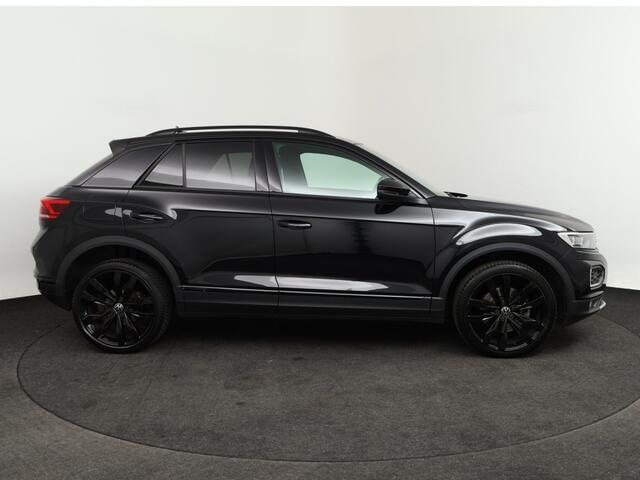 Volkswagen T-Roc 1.5 TSI Sport | DSG o Black Style o Keyless o Camera o CarPlay