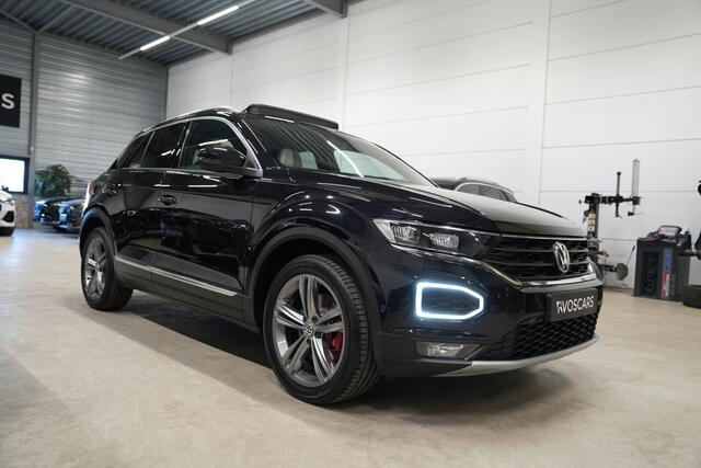 Volkswagen T-Roc 2.0 TSI 190PK 4Motion Sport DSG * Pano - Virtual - Trekhaak - Beats - Leder - ACC - Blind Spot *