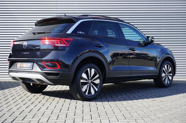 Volkswagen T-Roc 115PK Life Edition ALLSEASONS | STOELVERWARMING | PARK.SENS