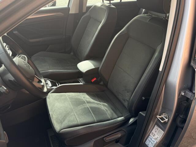 Volkswagen T-Roc 1.5 TSI R-LINE BNS+