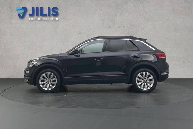 Volkswagen T-Roc 1.5 TSI Style | Trekhaak | Camera | Apple Carplay | Adaptieve cruise control