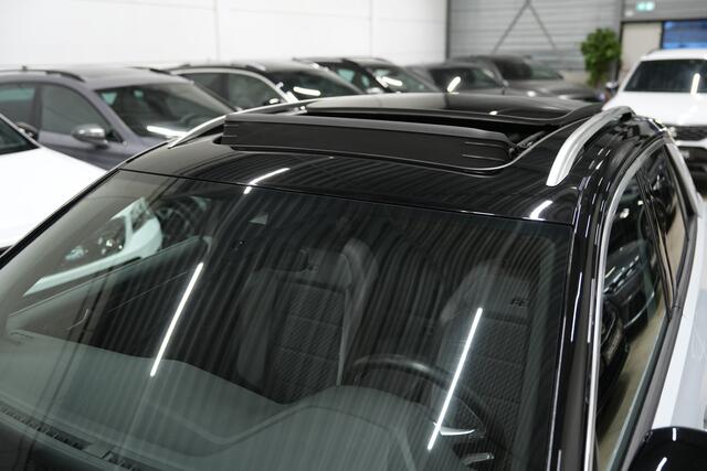 Volkswagen T-Roc 2.0 TSI 4Motion 190PK 3x R-Line * Pano - Trekhaak - Virtual - Camera - Keyless - Blind Spot - ACC *