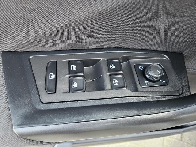 Volkswagen T-Roc 1.0 TSI Life 75 Edition