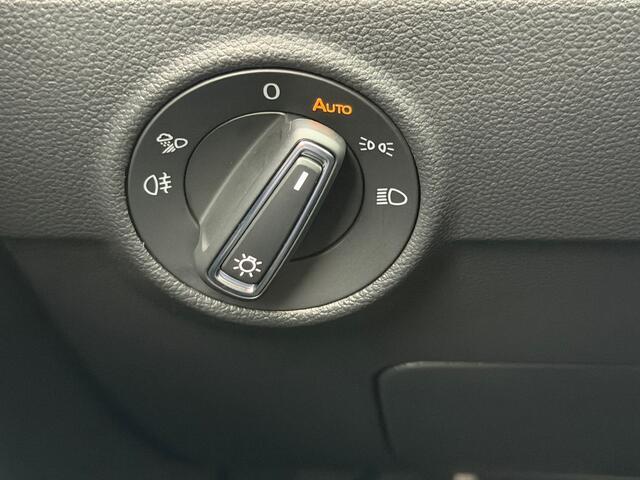 Volkswagen T-Roc 1.5 TSI 150pk DSG R-Line | Camera | Keyless | Elek. Achterklep | Dode hoek | Rijklaar incl. 1 jaar Bovag garantie