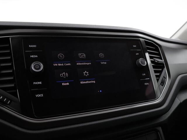 Volkswagen T-Roc 1.5 TSI 150PK Style · Camera · Apple Carplay/Android Auto · Elek. Achterklep · P-Sensoren · 17'' Inch ·