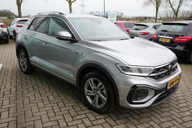Volkswagen T-Roc 1.5 TSI R-LINE/ALL IN PRIJS- NAVI-CARPLAY-