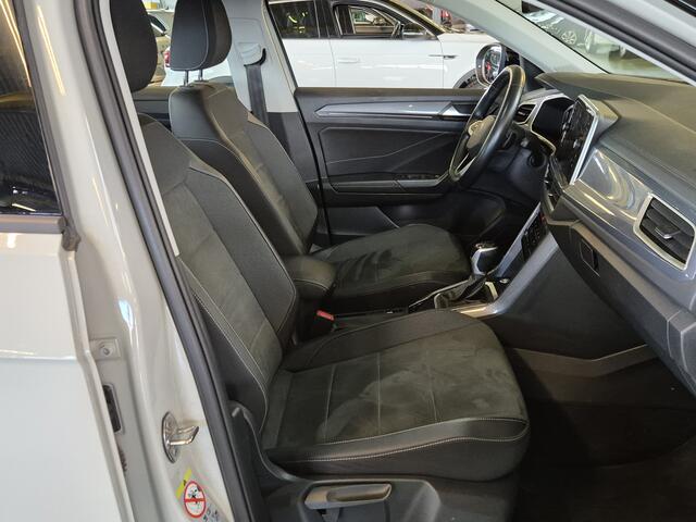 Volkswagen T-Roc 1.5 TSI Style -150pk- Automaat | Navi | Camera | IQ LED | Digi Cockpit Pro | Rijklaarprijs incl. 1 jaar Bovag garantie